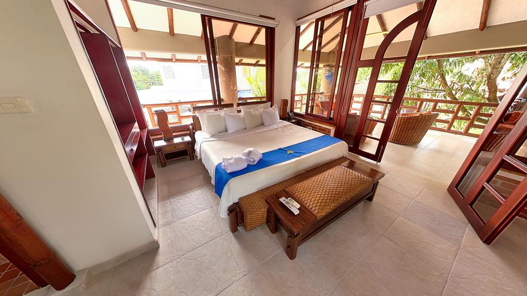 Hotel Boutique Villas De San Sebastian La Palmera Exterior photo
